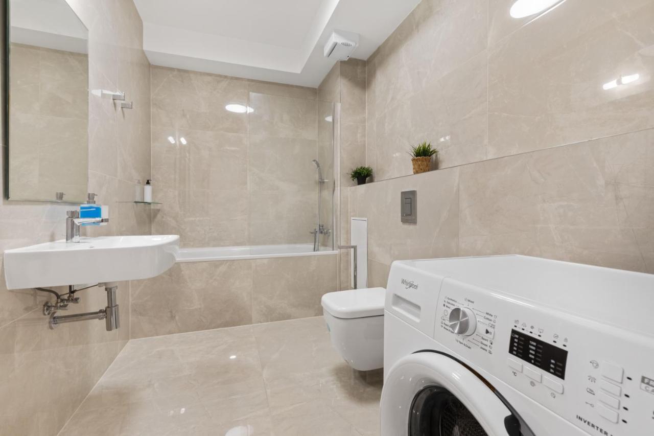Lam Jegeho Alej - Jacuzzi - Free Parking Leilighet Bratislava Eksteriør bilde
